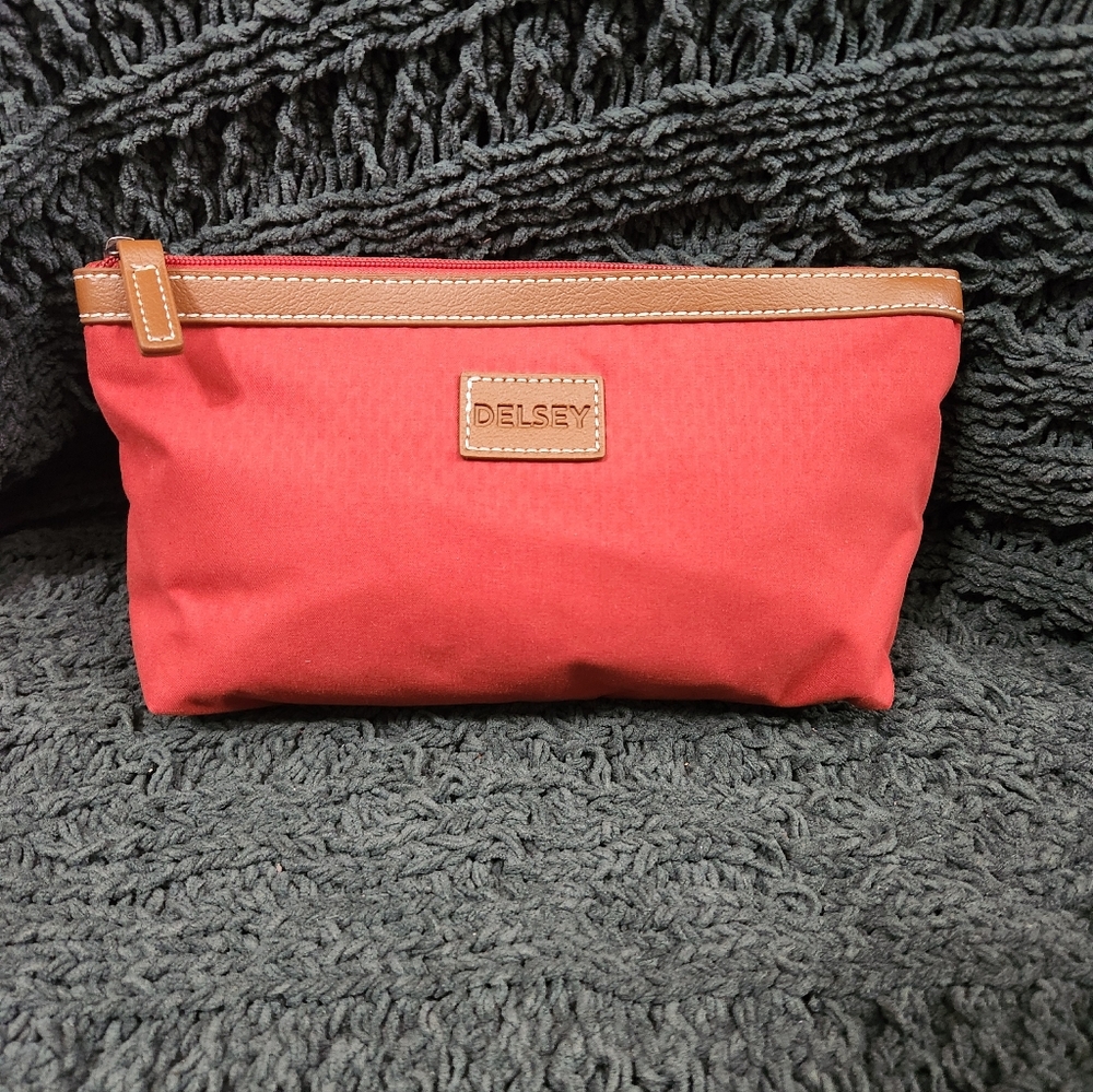  Delsey Paris Chatelet Air 2.0  Small Pouch